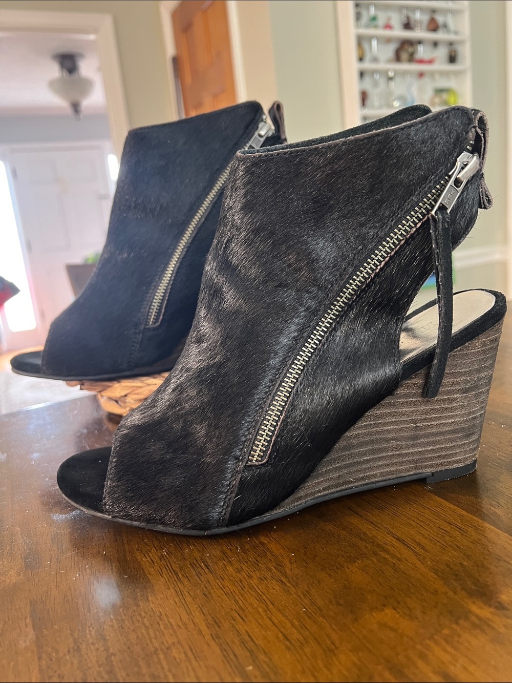 Diba True Black Peep-Toe Wedge Booties both Sides w/ Zippers size 9 new